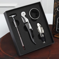 Подарочный винный набор: штопор для вина, аэратор, каплеуловитель, термометр &laquo;Для открытий&raquo;