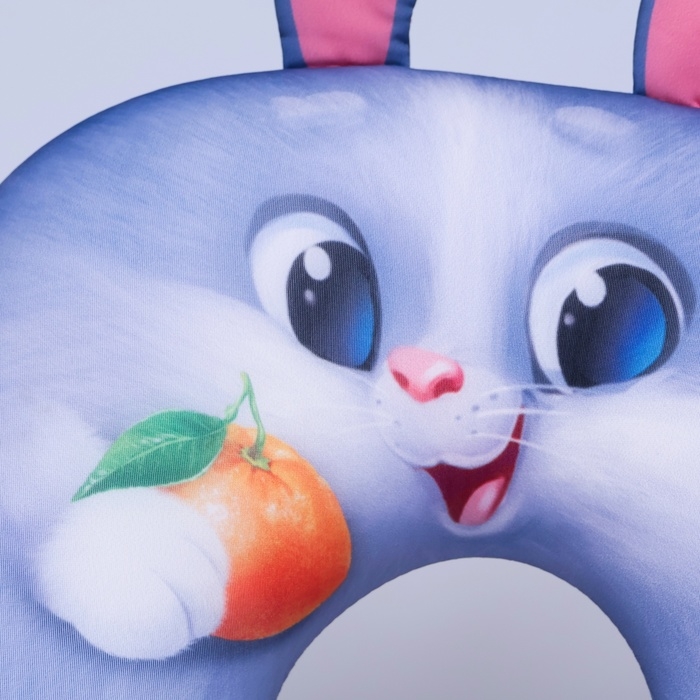 Подушка для путешествий антистресс &laquo;Не ждите чудес, чудите сами!&raquo;