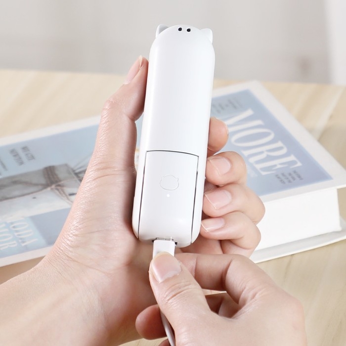 Портативный вентилятор FS08, функция Power bank 1200 мАч, 2 режима, USB, складной, белый Портативный вентилятор FS08, функция Power bank 1200 мАч, 2 режима, USB, складной, белый