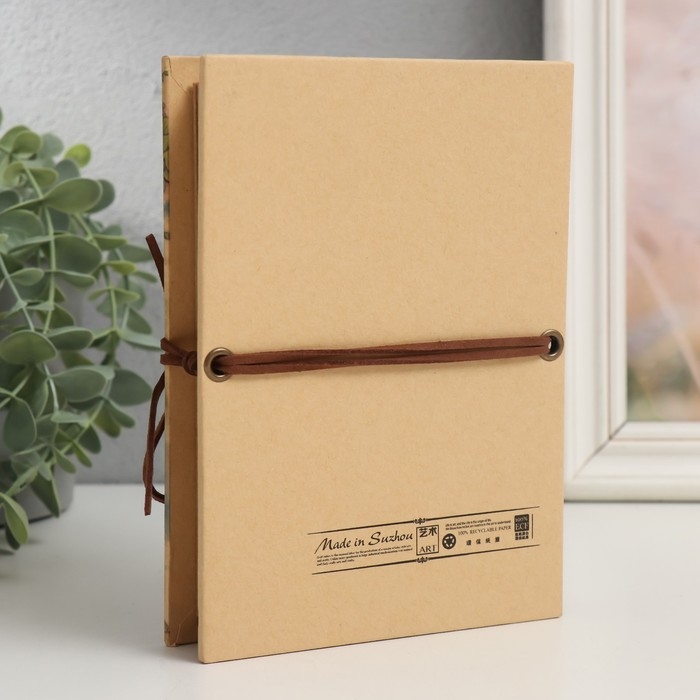 Фотоальбом гармошка 20 складок 38 сторон Фотоальбом гармошка 20 складок 38 сторон "Ребенок рисует на стене" 17,5х12,5 см