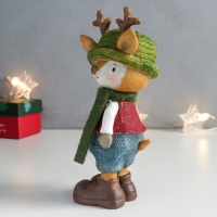 Сувенир полистоун "Оленёнок в зелёной шляпке с ёлочкой" 8,5х8х18,3 см Сувенир полистоун "Оленёнок в зелёной шляпке с ёлочкой" 8,5х8х18,3 см