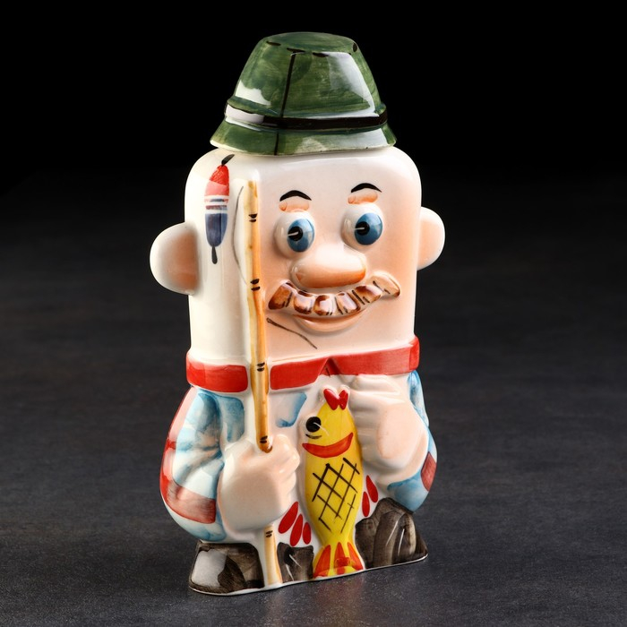 Штоф фарфоровый &laquo;Рыбак&raquo;, 0.35 л, в упаковке книге