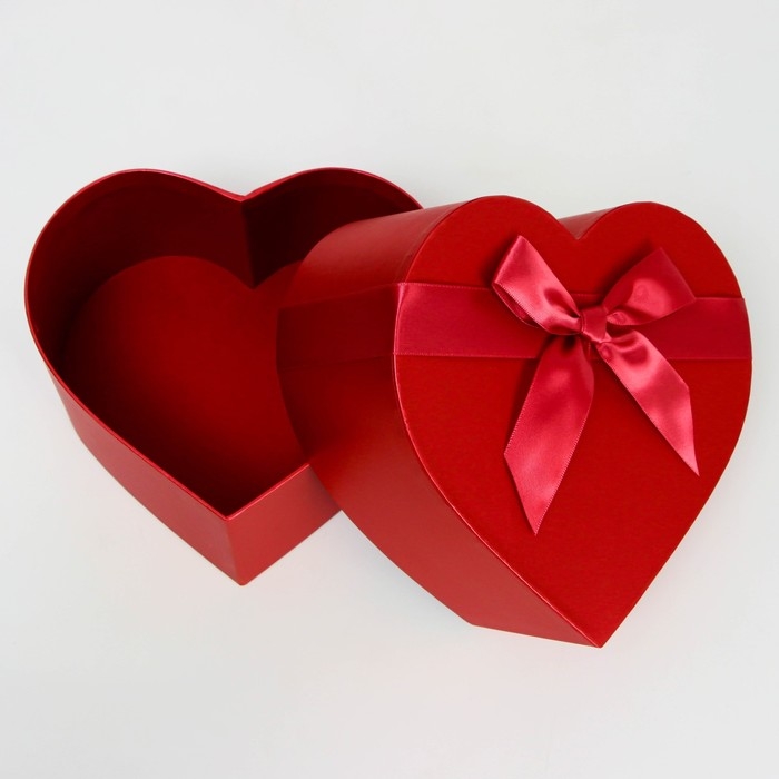 Набор коробок 3 в 1 сердца L:24x23x10 M:21x20x9 S:18.5x18x8 см