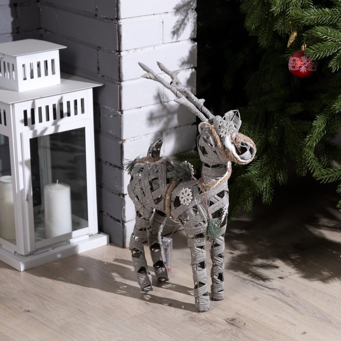 Светодиодная фигура &laquo;Серый олень&raquo; 29 &times; 42 &times; 10 см, металл, текстиль, батарейки ААх2 (не в комплекте), свечение тёплое белое