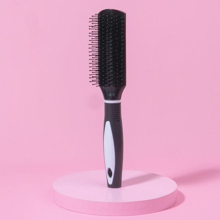 Расчёска массажная, 3,8 × 23,2 см, цвет чёрный/белый Расчёска массажная, 3,8 × 23,2 см, цвет чёрный/белый