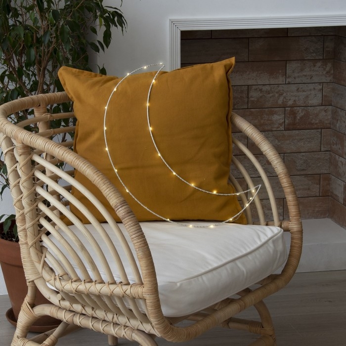 Светодиодная фигура &laquo;Месяц&raquo; 33 &times; 45 см, металл, батарейки ААх2 (не в комплекте), свечение тёплое белое