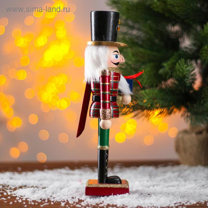 Новогодний сувенир «Щелкунчики», 6 × 8 × 25 см, МИКС Новогодний сувенир «Щелкунчики», 6 × 8 × 25 см, МИКС