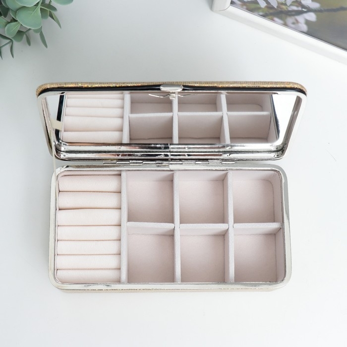 Шкатулка кожзам для украшений Шкатулка кожзам для украшений "Мелкие квадратики. Золото" 6х9,8х18,5 см