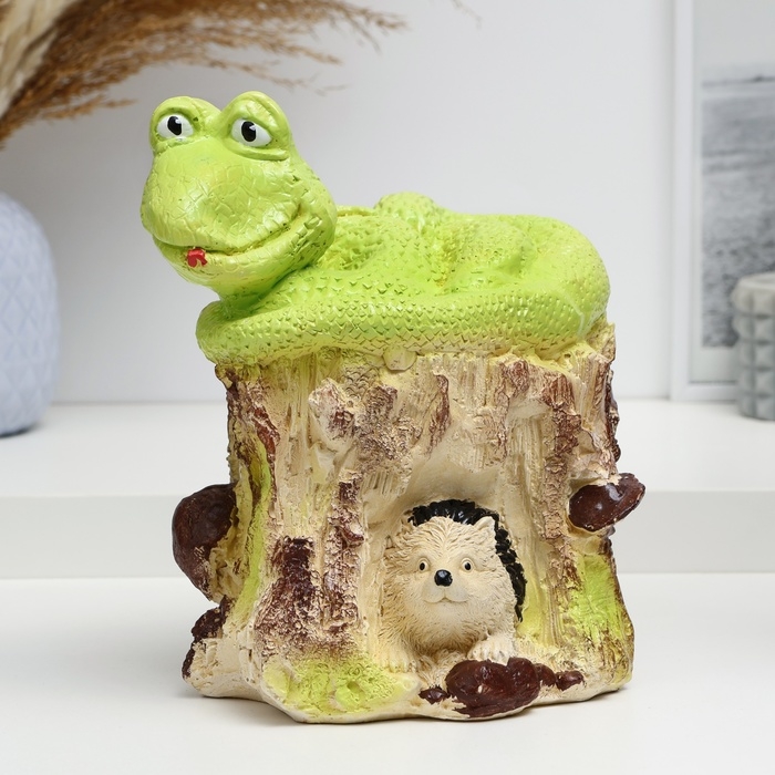 Фигура "Змея на пне" зеленое яблоко, 22х20см