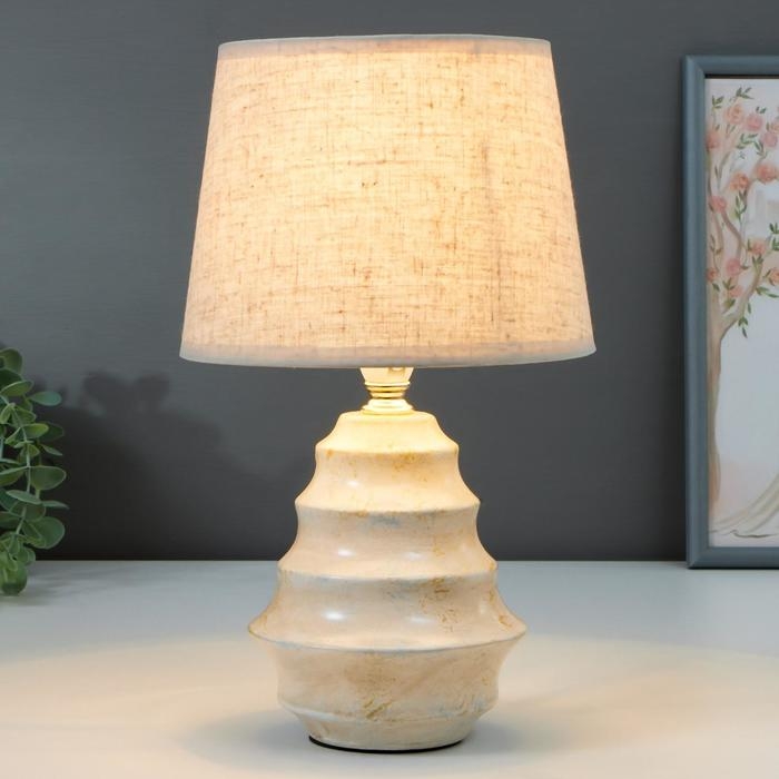 Лампа настольная 16405/1 E14 40Вт бежевый 17х17х29 см RISALUX