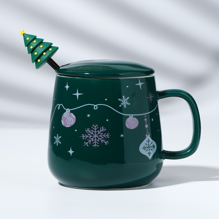 Новый год. Кружка керамическая с ложкой &laquo;Новогодних чудес&raquo;, 350 мл, цвет зелёный