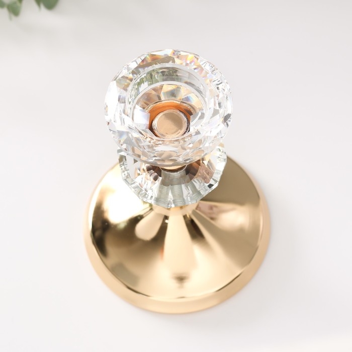 Подсвечник металл на 1 свечу d=4 см Подсвечник металл на 1 свечу d=4 см "Вазир" золото 11х11х16,5 см