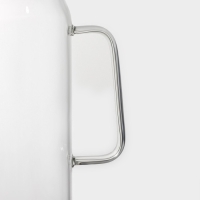 Кувшин для воды стеклянный с металлической крышкой Magistro «Богема», 2 л, 9,7×32 см, цвет крышки серебряный Кувшин для воды стеклянный с металлической крышкой Magistro «Богема», 2 л, 9,7×32 см, цвет крышки серебряный