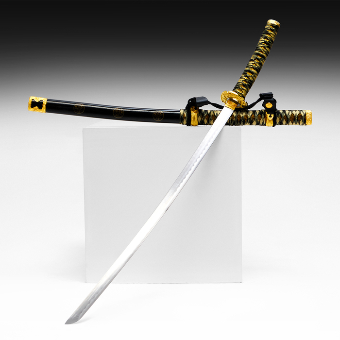 Сувенирное оружие &laquo;Катана&raquo;, чёрные ножны, золотистая обмотка, 102 см
