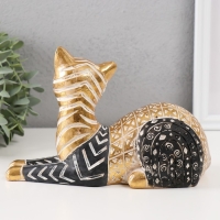Сувенир полистоун "Кошка с узорами, лежит" золото с чёрным 21х9х13 см