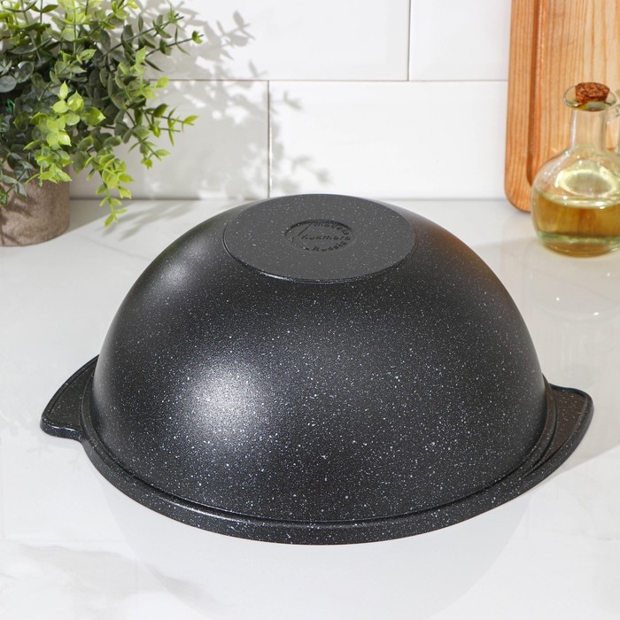 Казан, 4,5 л, стеклянная крышка, литые ручки, антипригарное покрытие, цвет тёмный мрамор Казан, 4,5 л, стеклянная крышка, литые ручки, антипригарное покрытие, цвет тёмный мрамор