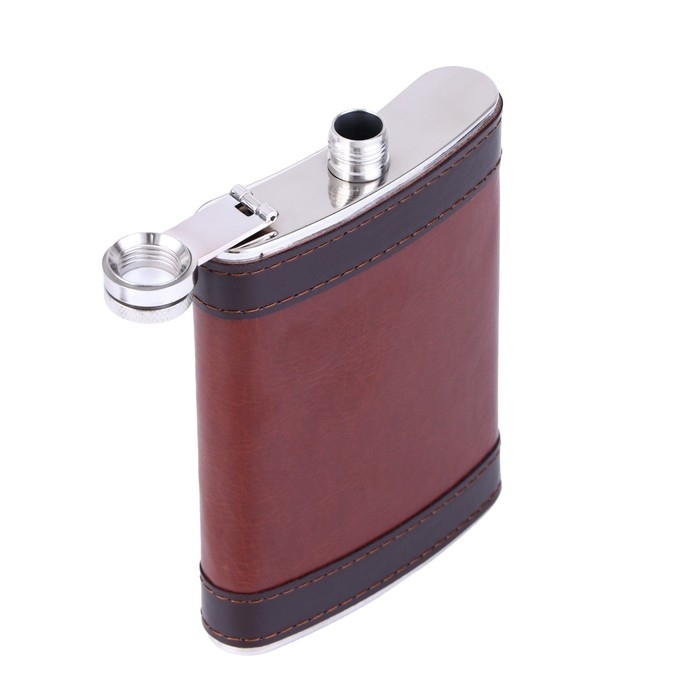 Подарочный набор 5 в 1 "Горький шоколад": фляжка 270 мл, 2 рюмки, воронка, брелок  5 х 23 х 17 см 11