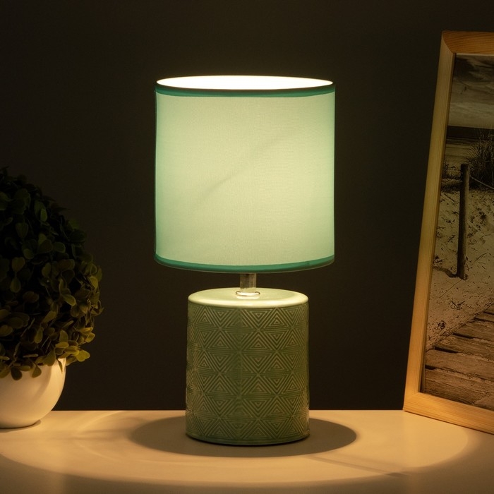 Лампа настольная Лампа настольная "Кито" 1х40Вт Е14 зеленый 13х13х25см
