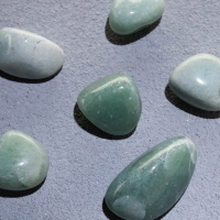 Набор для творчества "Зелёный авантюрин", галтовка, фракция 2-3 см, 100 г