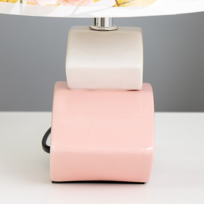 Настольная лампа "Букет" Е14 15Вт розово-белый 20х20х32 см RISALUX