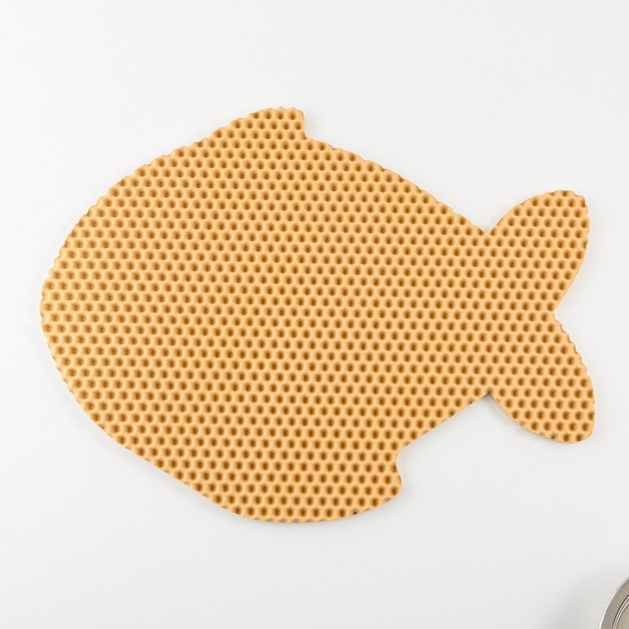 Коврик под миску и лоток &laquo;Рыбка&raquo;, бежевый, 42х32 см