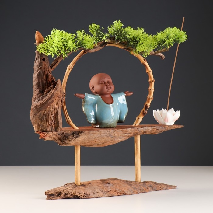 Сувенир дерево, фарфор Сувенир дерево, фарфор "Маленький Будда в голубом" с подставкой для благовонии 35х35х9,5 см