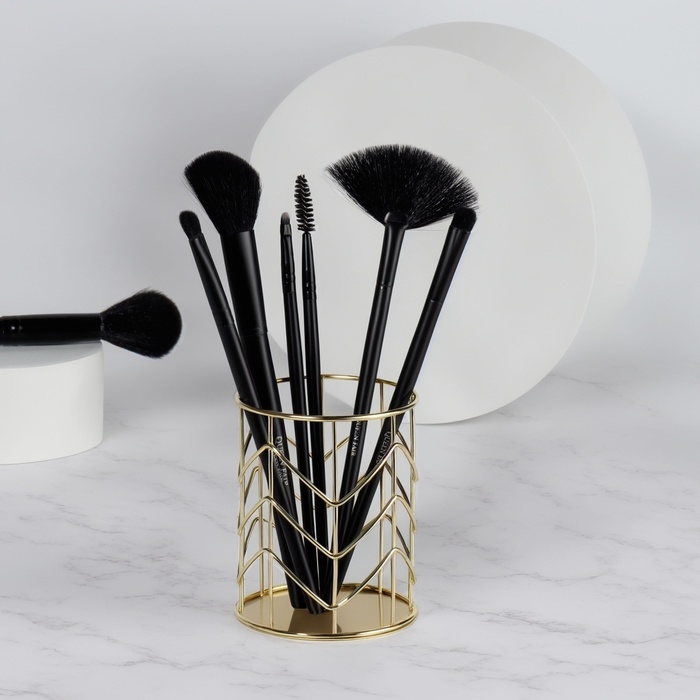 Органайзер - подставка для хранения маникюрных/косметических принадлежностей, d = 8 &times; 10 см, цвет золотистый