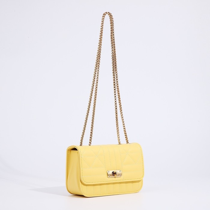 Сумка-мессенджер на клапане, цвет жёлтый