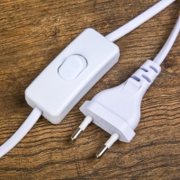 Лампа настольная "Валенсия" белый E14 40Вт 220В 34х22,5х22,5 см RISALUX Лампа настольная "Валенсия" белый E14 40Вт 220В 34х22,5х22,5 см RISALUX