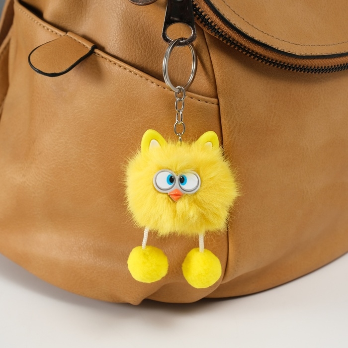 Пушистик на кольце Пушистик на кольце "Косые глазки" жёлтый 9,5х6х6 см