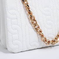 Сумка-мессенджер на магнитах, цвет белый