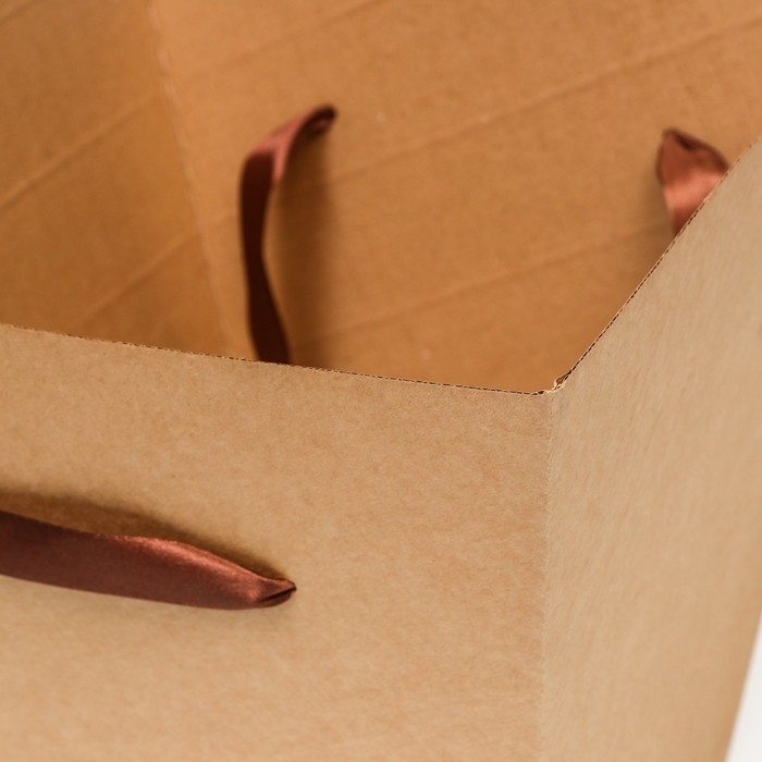 Коробка сборная, для букетов, трапеция 18,5 х 32,5 х 34,5 см, крафт Коробка сборная, для букетов, трапеция 18,5 х 32,5 х 34,5 см, крафт