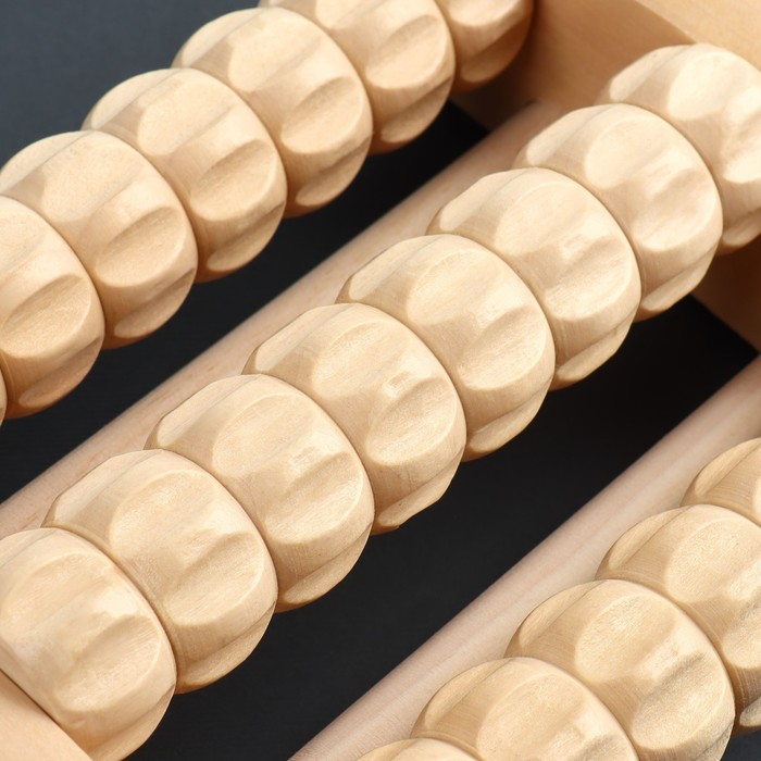 Массажёр для ног &laquo;Ножное счастье&raquo;, 16 &times; 11,5 &times; 4,5 см, 3 ряда, деревянный