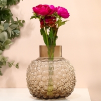 Ваза для цветов «Мальва» из темного прозрачного стекла 20 х 18 х 18 см Ваза для цветов «Мальва» из темного прозрачного стекла 20 х 18 х 18 см