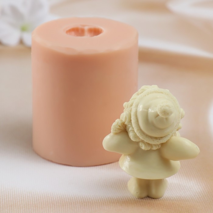 Молд силиконовый "Новогодний ангел2"   6х5,5х7,5 см (издел. 7х5,3х3,5 см)