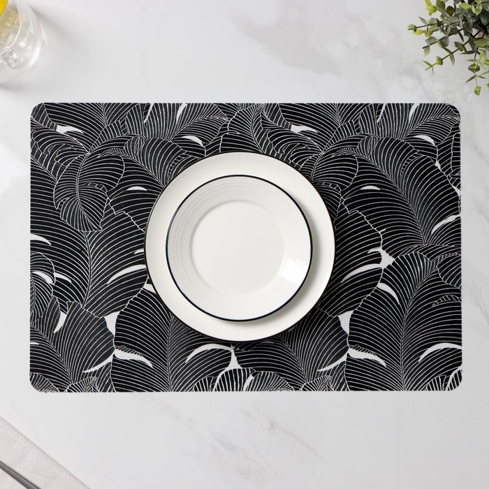 Салфетки сервировочные на стол &laquo;Мираж&raquo;, 4 шт, 30&times;45 см, цвет чёрный