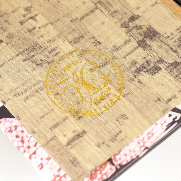 Сейф-книга дерево кожзам Сейф-книга дерево кожзам "Наскальные рисунки. Лев" 17х11х5 см