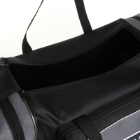 Сумка спортивная мужская на молнии, 3 наружных кармана, большой размер, цвет чёрный/серый