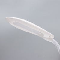 Настольная лампа "Лантрес" LED 3,5Вт USB белый 8,8х11х47 см RISALUX Настольная лампа "Лантрес" LED 3,5Вт USB белый 8,8х11х47 см RISALUX