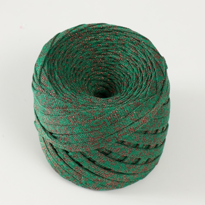 Трикотажная пряжа "Риббон" с люрексом 85м/170&plusmn;5 гр (Нефрит, люрекс: Красный)