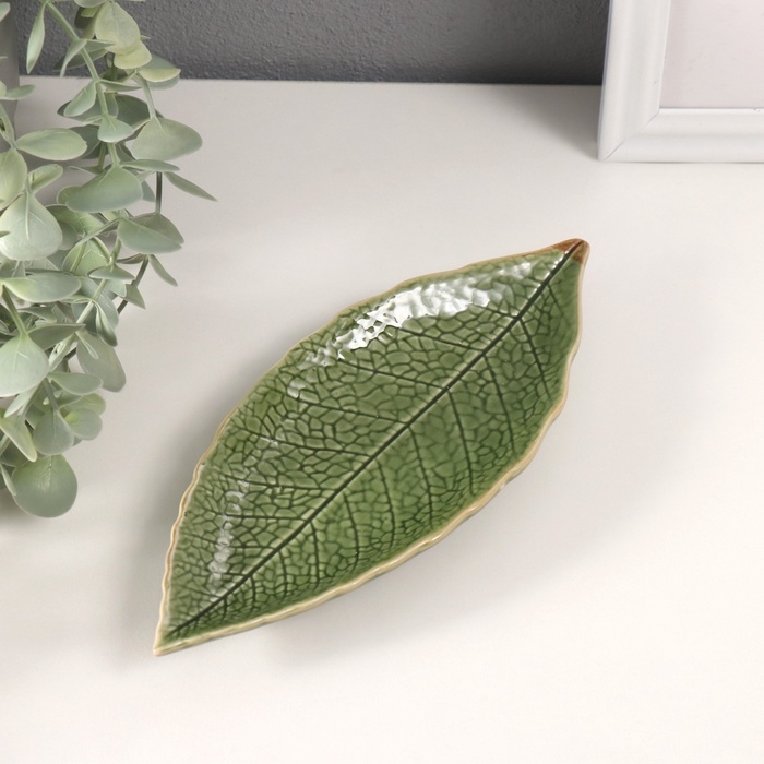 Сувенир керамика подставка Сувенир керамика подставка "Лесной листочек" зеленый 20,5х8,5х2 см