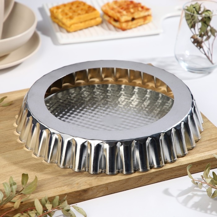 Форма для выпечки «Классика», 28×4,5 см, съёмное дно Форма для выпечки «Классика», 28×4,5 см, съёмное дно