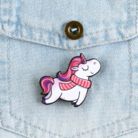 Значок новогодний закатной «Новый год: Единорог», 3,8 х 4 см Значок новогодний закатной «Новый год: Единорог», 3,8 х 4 см