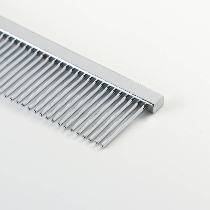 Расчёска Расчёска "Лапки" удлиненная, 20,5 х 3 см, красная