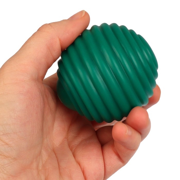 Подарочный набор развивающих тактильных мячиков &laquo;Волшебный чемоданчик&raquo;, 4 шт., новогодняя подарочная упаковка, Крошка Я