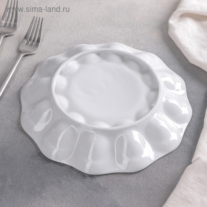 Блюдо пасхальное фарфоровое &laquo;Белье&raquo;, d=22 см, на 12 яиц и кулич