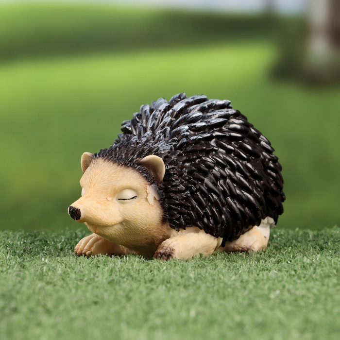Садовая фигура Садовая фигура "Ежик греется" 18х10х10см
