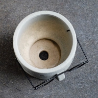 Кашпо "Горшок который выжил" 12х10х10см, серое Кашпо "Горшок который выжил" 12х10х10см, серое