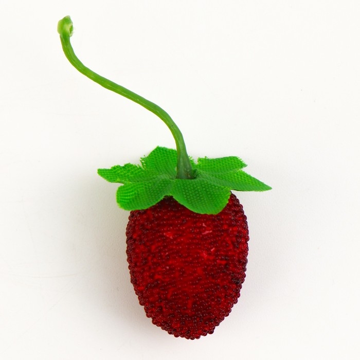 Декор «Земляника» набор 50 шт., размер: 2,5 × 2,5 см Декор «Земляника» набор 50 шт., размер: 2,5 × 2,5 см