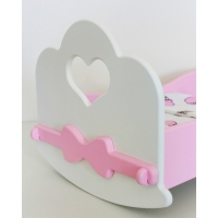 Кроватка качалка &laquo;Сердце&raquo; с постельным бельём